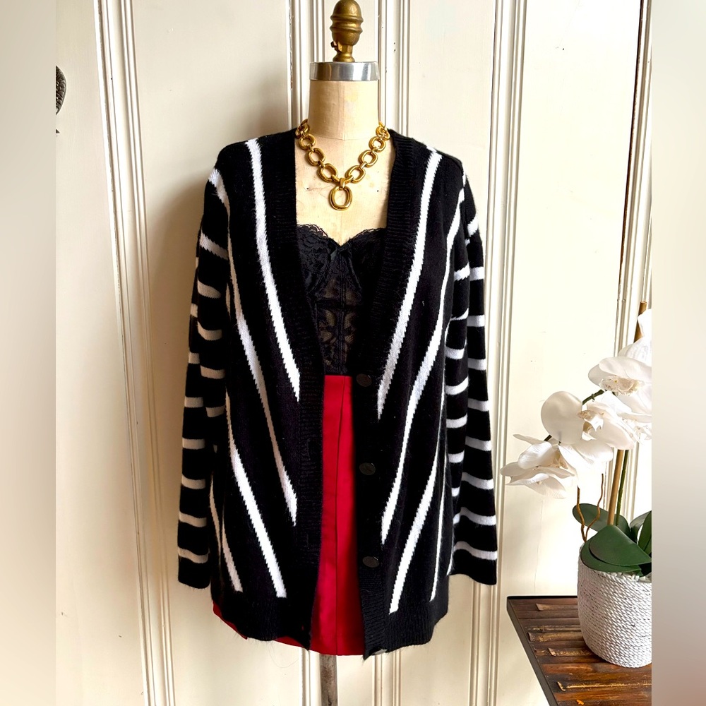 Cardigan long sleeve size large!